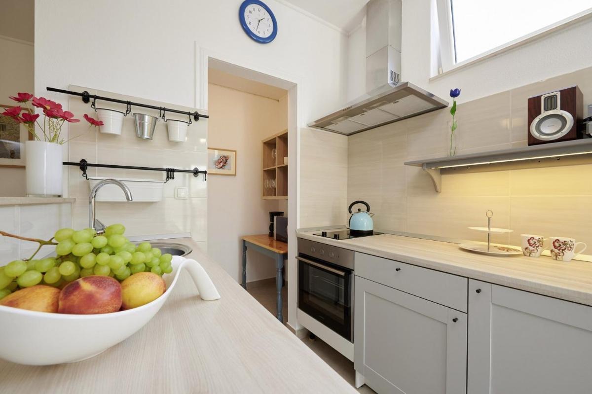 Smuketa In Trogir Haus Fuer 4 Personen Villa Ngoại thất bức ảnh