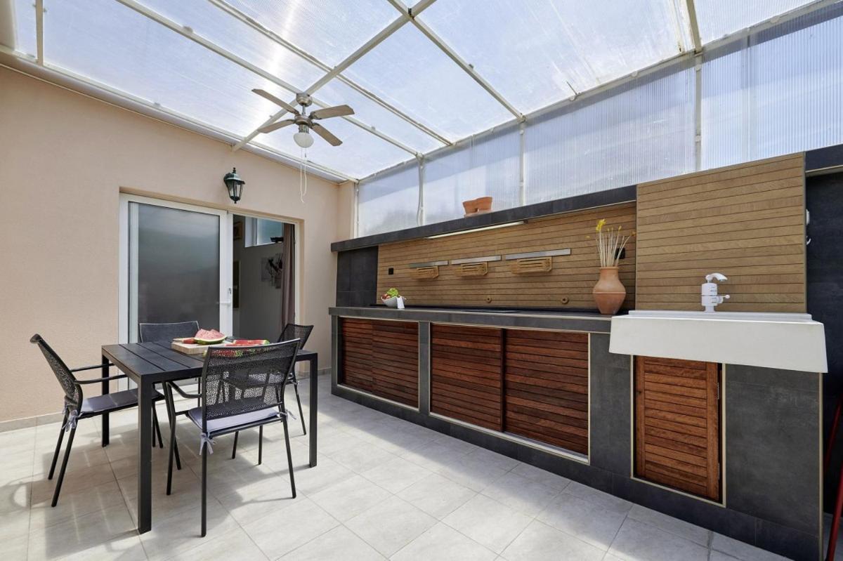 Smuketa In Trogir Haus Fuer 4 Personen Villa Ngoại thất bức ảnh