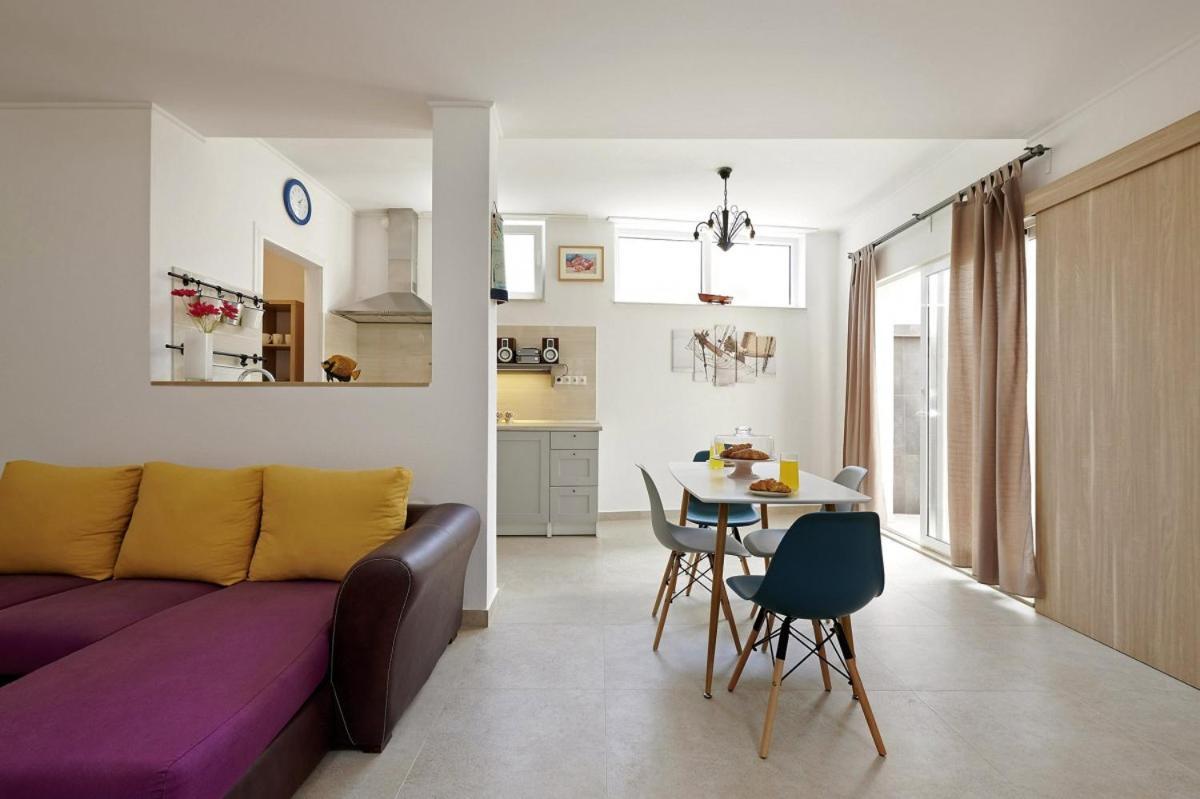 Smuketa In Trogir Haus Fuer 4 Personen Villa Ngoại thất bức ảnh