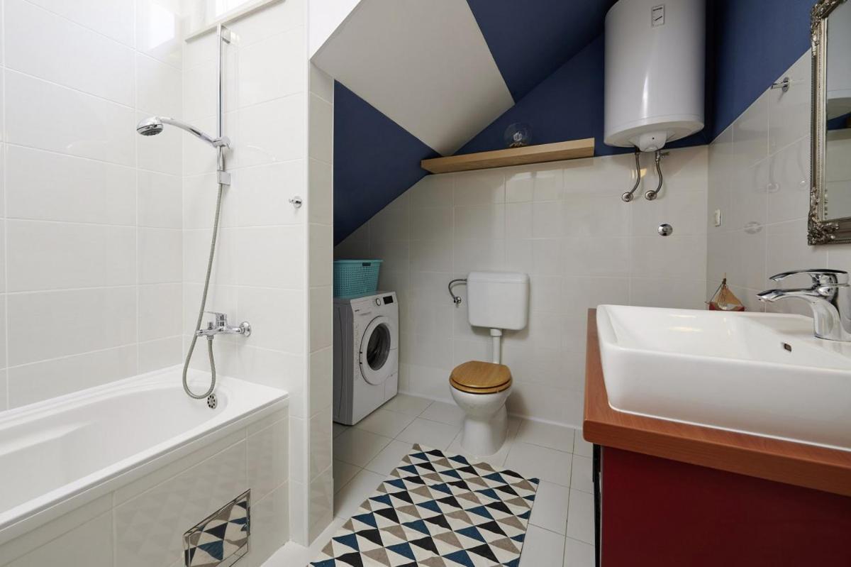 Smuketa In Trogir Haus Fuer 4 Personen Villa Ngoại thất bức ảnh